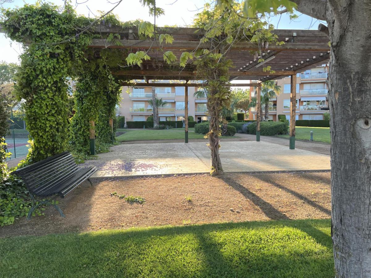 La Bovila Apartment With Exceptional Yard 普拉加德阿罗 外观 照片